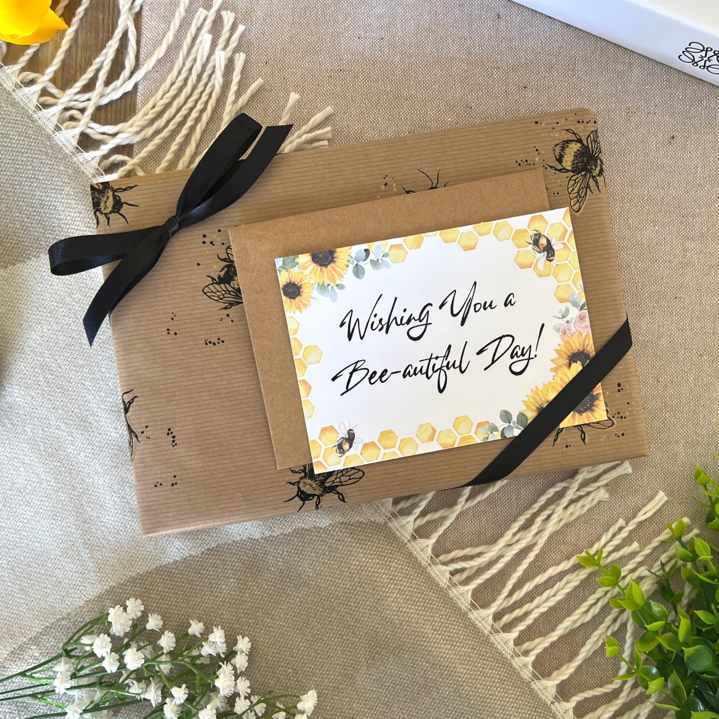 Bee Inspired – Honey Pamper X-Large Gift Set